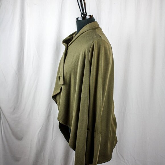 Cable & Gauge Asymmetrical Cardigan Top Ar… - Picture 2 of 5